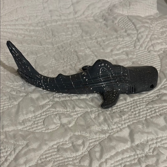 Whale shark ceramic art handmade hand painted - Picture 4 of 6